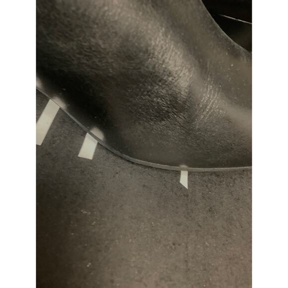 Naturalizer Women's 5.5M Black Leather Raffee Ankle Bootie Edgy Classy LB8-2 - Picture 8 of 13